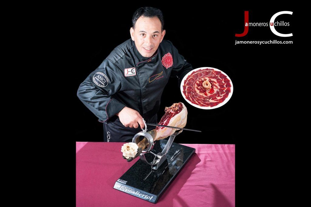 Jorge Bertol Garíia cortador de jamón profesional